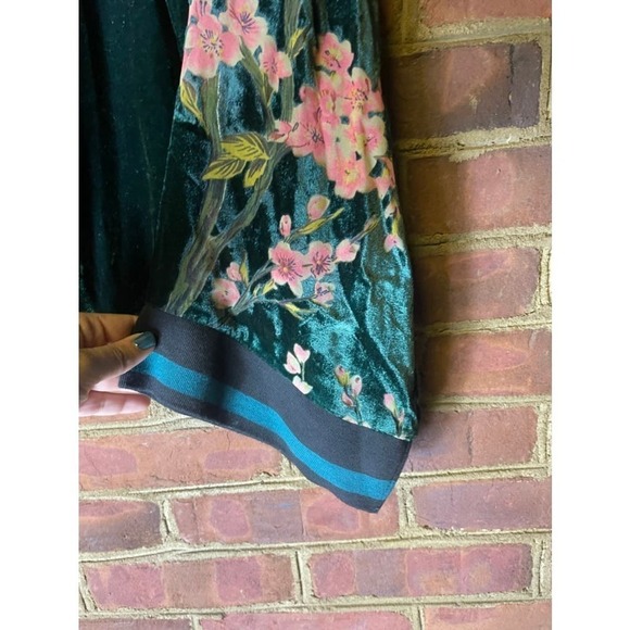 Umgee Velvet Floral Zip Up Jacket - Picture 3 of 6